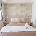 Brisa Living Ctg.-New Condo Near Beach & Old Town